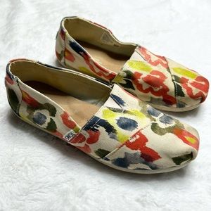 TOMS Classic Colorful Abstract Slip-On Sneakers Size 7 Casual Comfy Flats